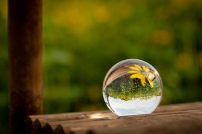 Lensball