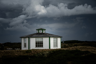 Der Lesepavillon in den Dünen von Spiekeroog Der Lesepavillon in den Dünen von Spiekeroog